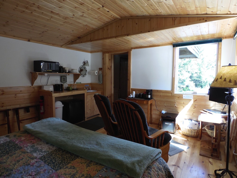 Angels Rest on Resurrection Bay LLC