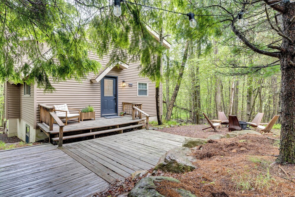 Lake Access at Family-friendly Home in Tobyhanna