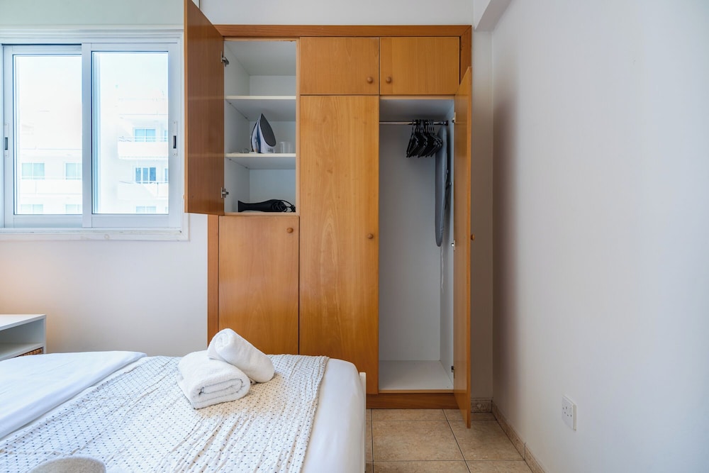Calina - 3-BR Apt & Pool in Mackenzie