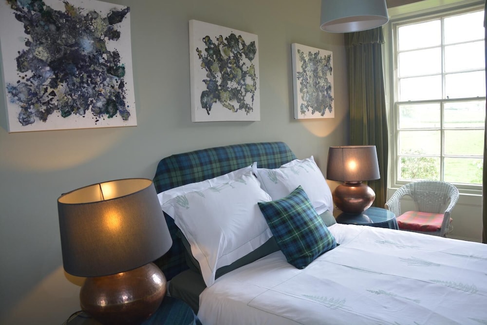 Scaurbridge House