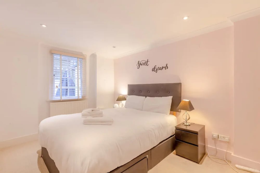 Stylish 1 Bedroom Apartment in Pimlico With Lovely Garden
