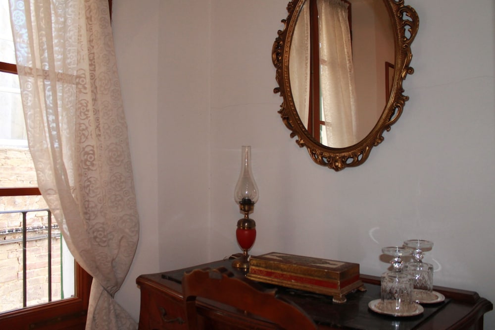 Photo 32