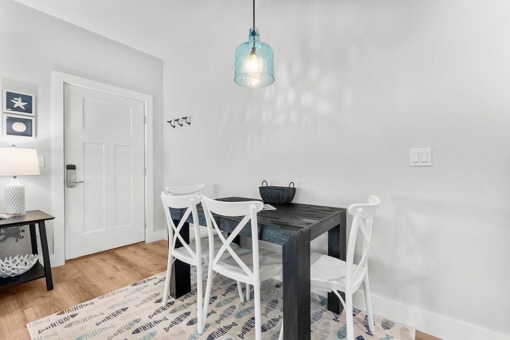 Cape Cottages by Panhandle Getaways