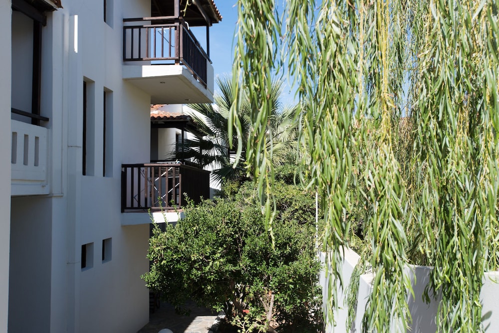Proimos Maisonnettes