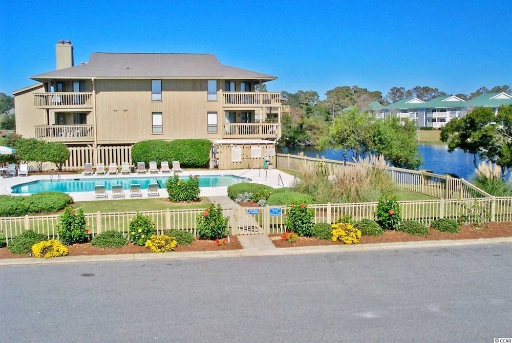 Tilghman Lakes B3 by RedAwning