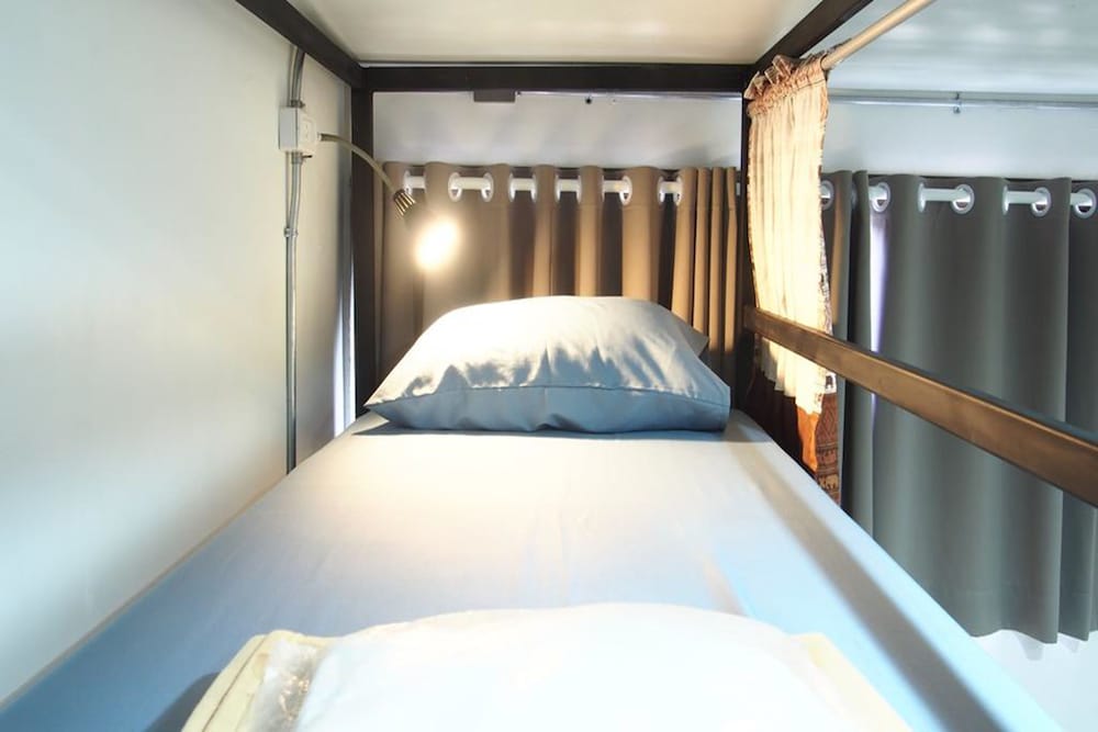 D Hub Hostel