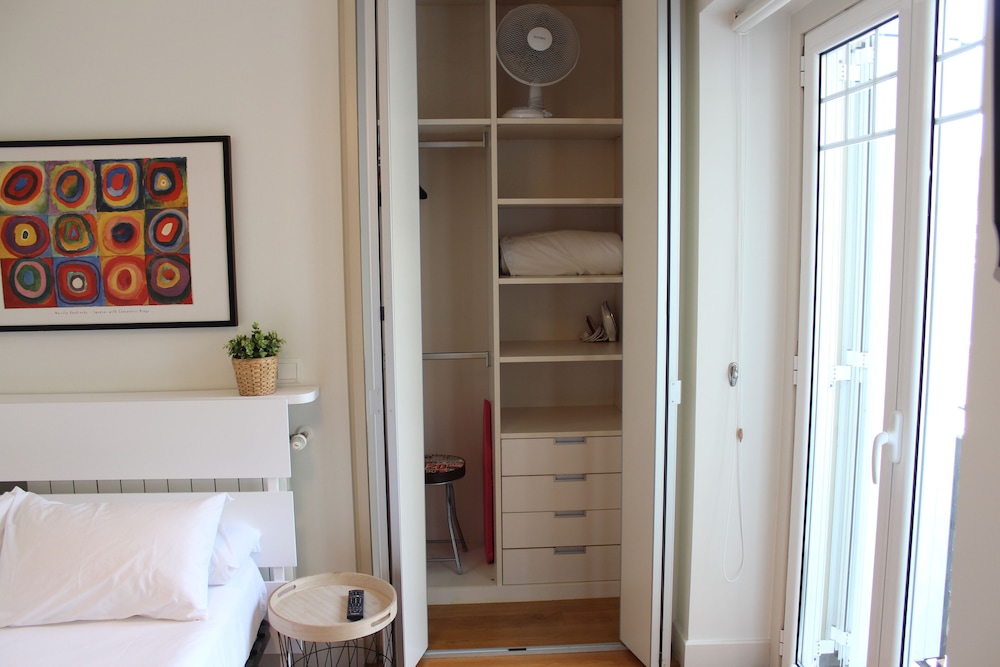 SEAFRONT LUXURY STUDIO - by SanSebastianApartments.es