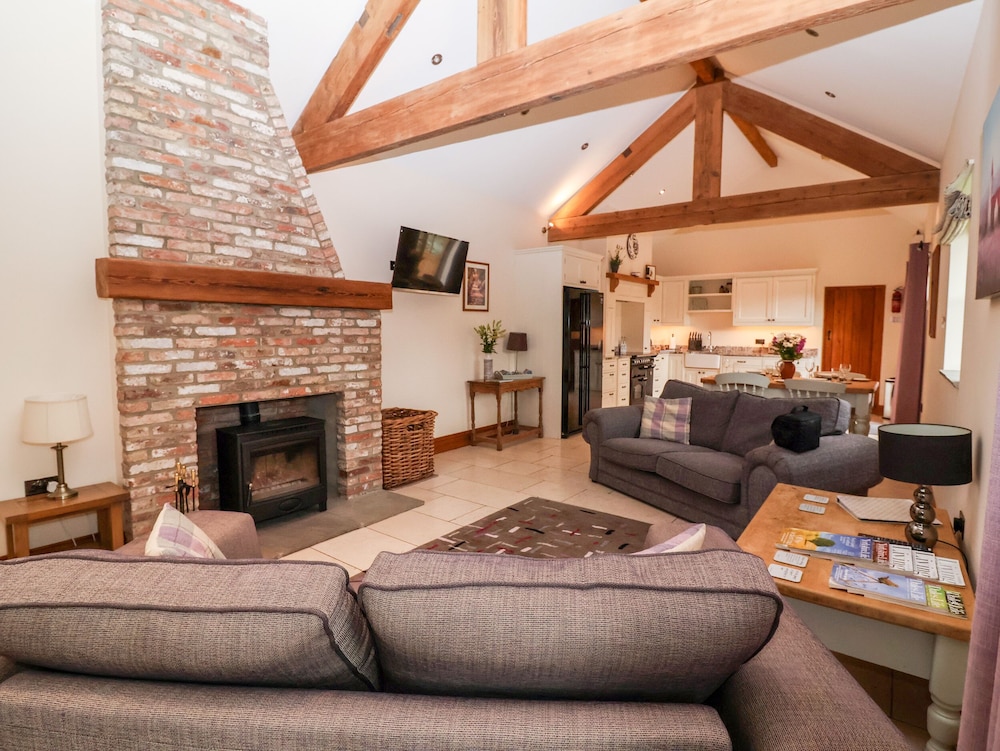Mistal Cottage