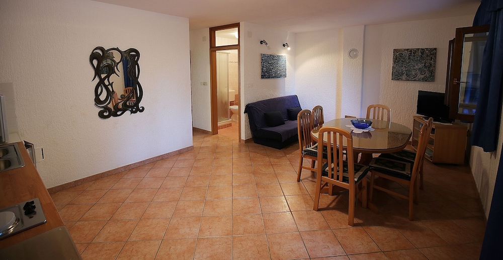 Photo 51