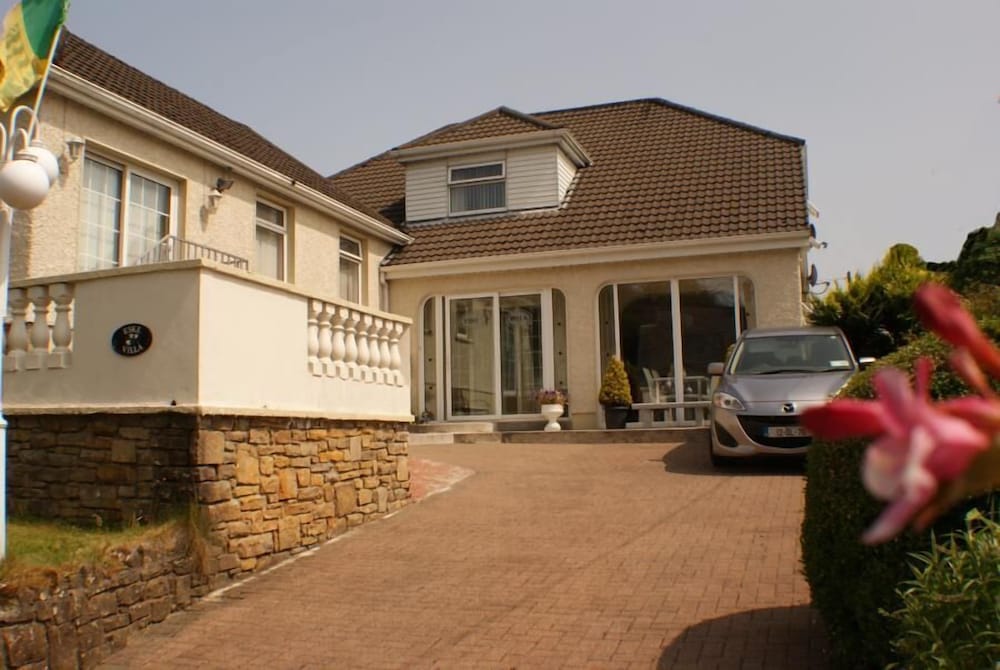 Hotel Eske Villa Bed & Breakfast - Image 1