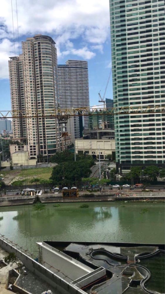 2 Bedroom Suite by Nezpril at Acqua Residence Manila