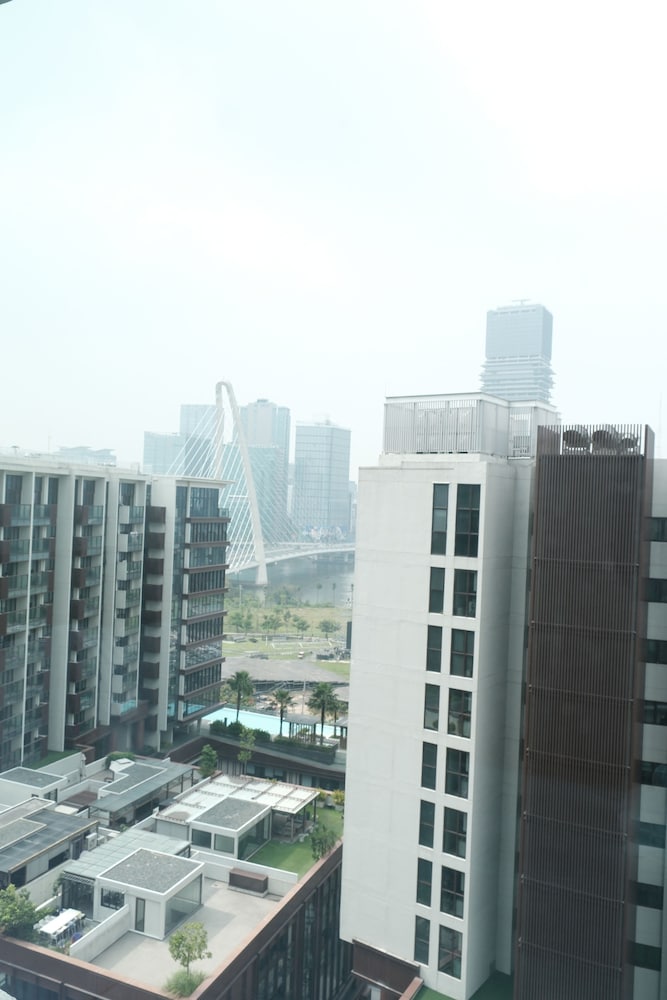 Metropole The Crest Thu Thiem Apartment
