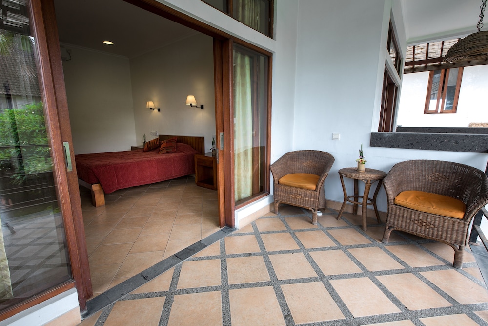 Ecosfera Hotel