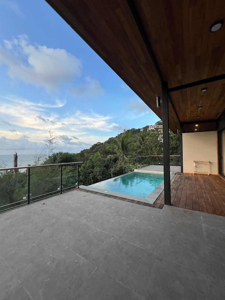 Yume 17 Sea View Villas
