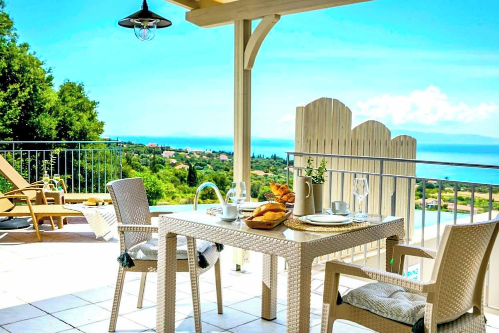 Villa Baby Lemoni