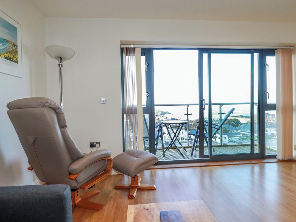 Apartment 3