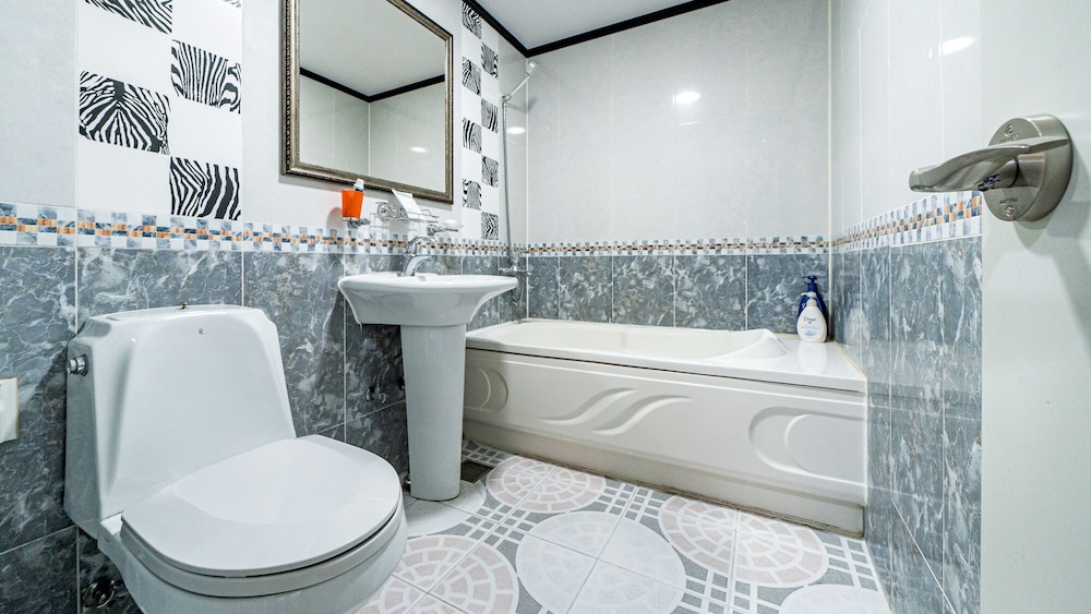 Gangneung Pension Sea and - Pet Friendly