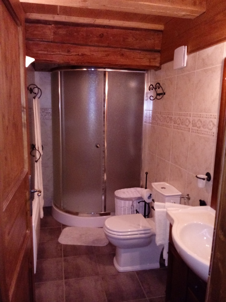 Photo 34