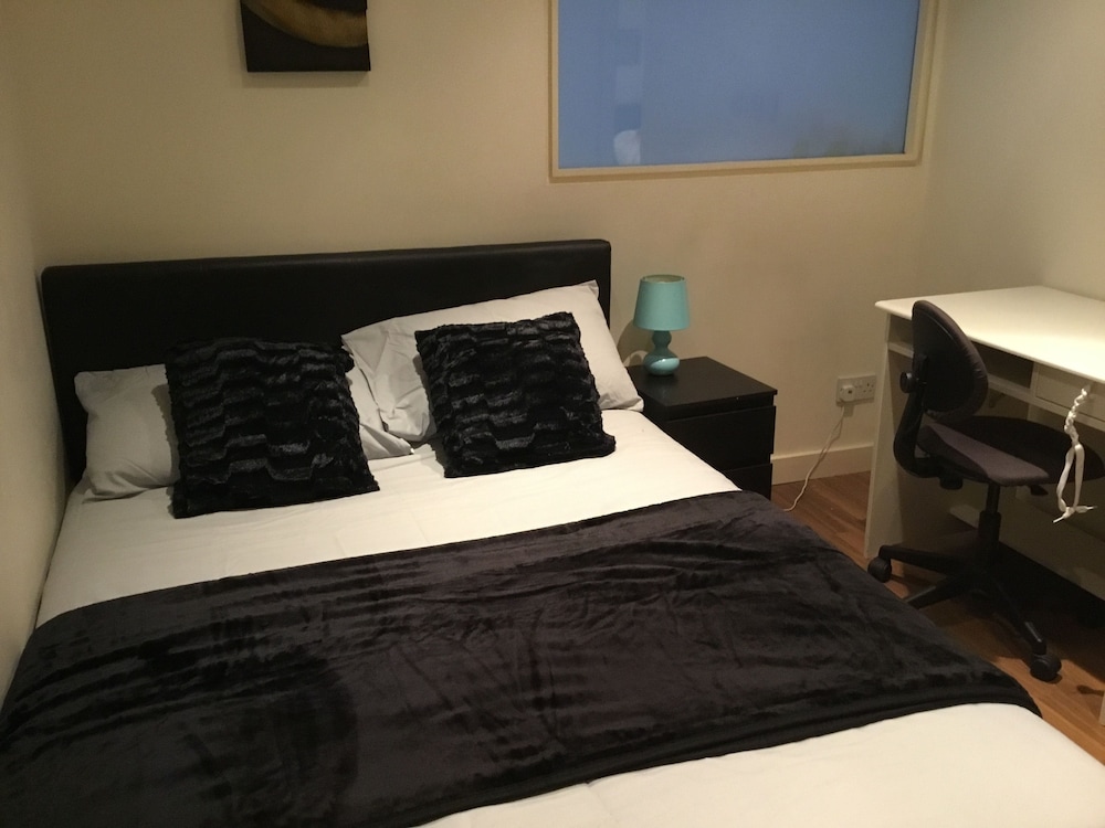 Whitworth Street Apartments