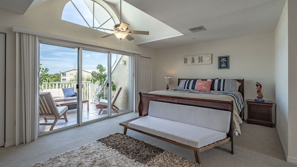 Relaxing Townhome By Lemon Bay, Minutes To Beach 2 Bedroom Townhouse