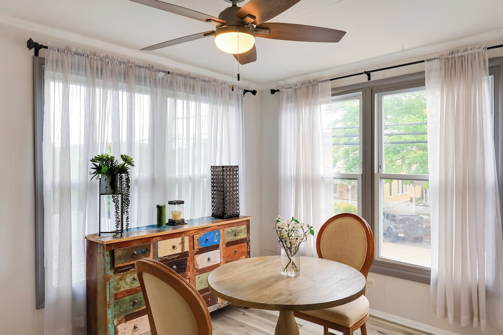 5 Blocks to Beach: Apt w/ Balcony in Ocean Grove!