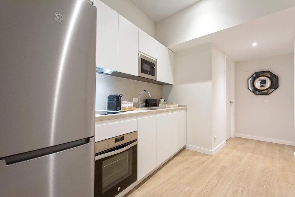 Exclusive 2-bedroom Near the Cathedral. San Matías I