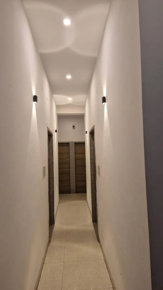 Fabhotel Shree Hanuman