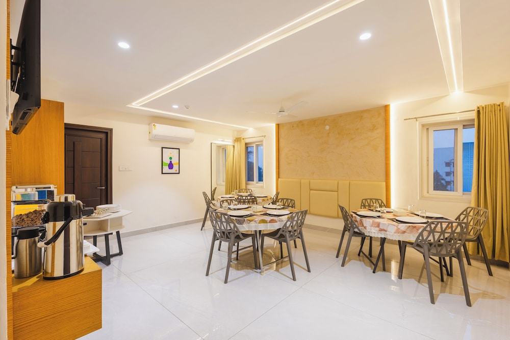 Treebo SS Residency Gandhi Nagar