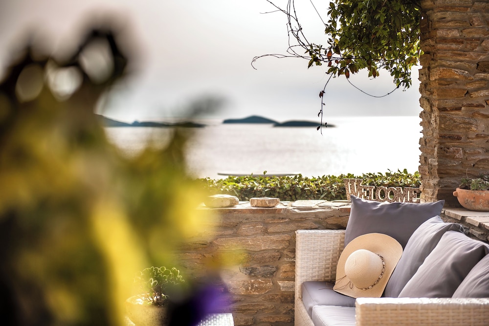 Ifigeneia Luxury Villas