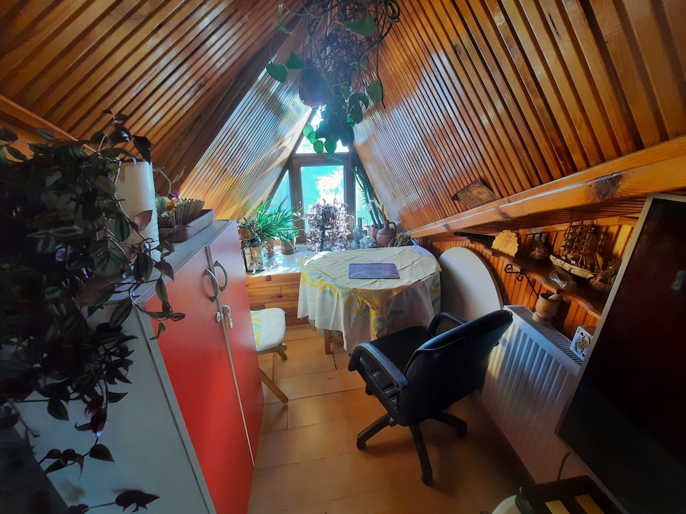 Aydemir apartmanı