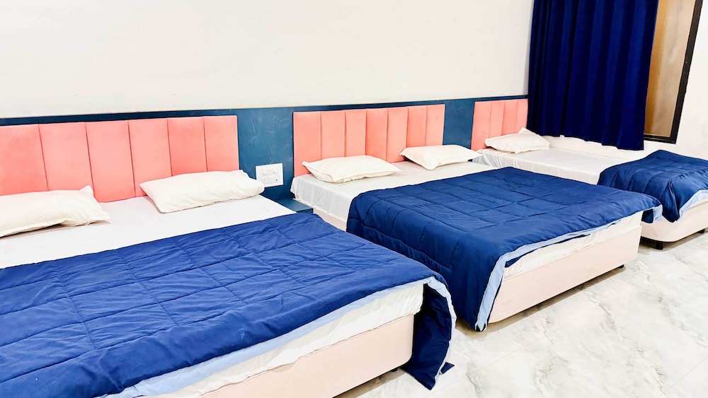 Hotel Raj Inn