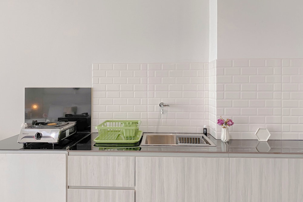 Comfort And Simply Look Studio Lrt City Bekasi Apartment