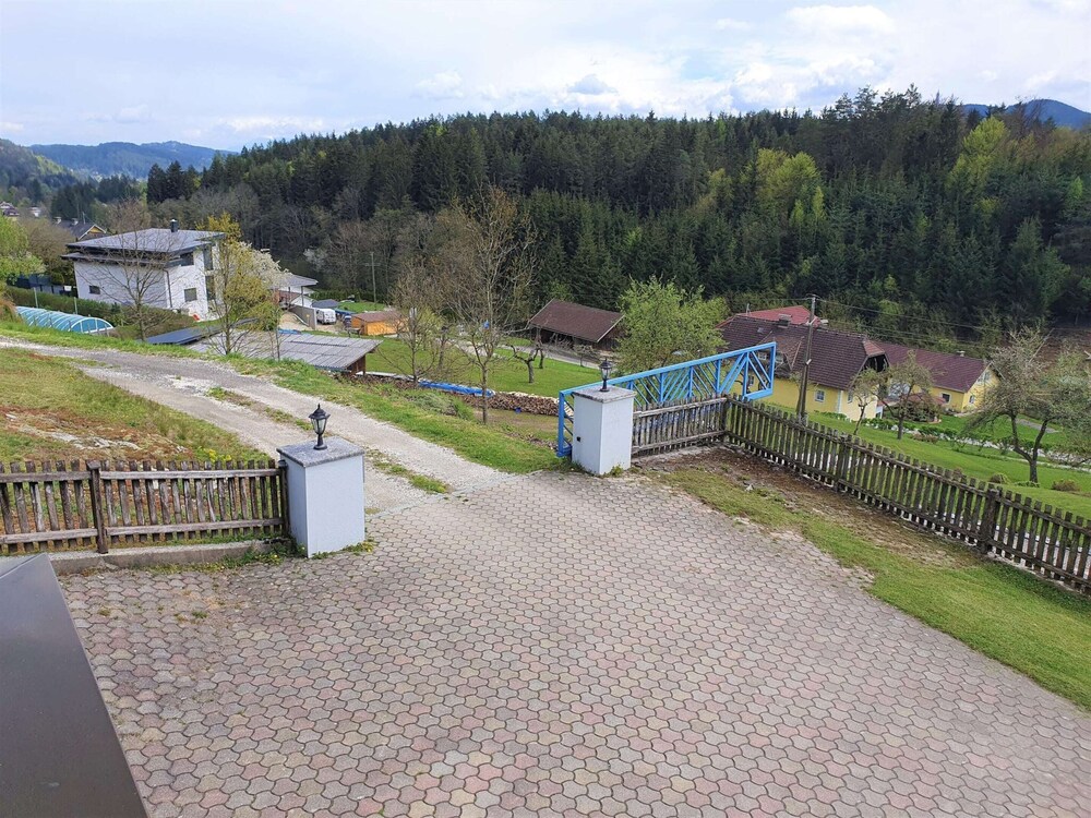 Apartment by Worthersee With Pool