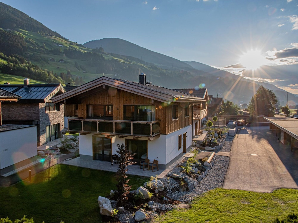 Chalet in Pinzgau Near Ski Slopes & Sauna