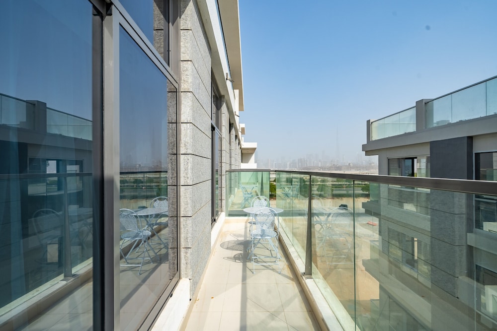 Primestay - Prime Views Apartments - Meydan Dubai
