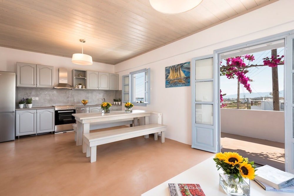Menta I in the Heart of Naousa Free Parking Paros