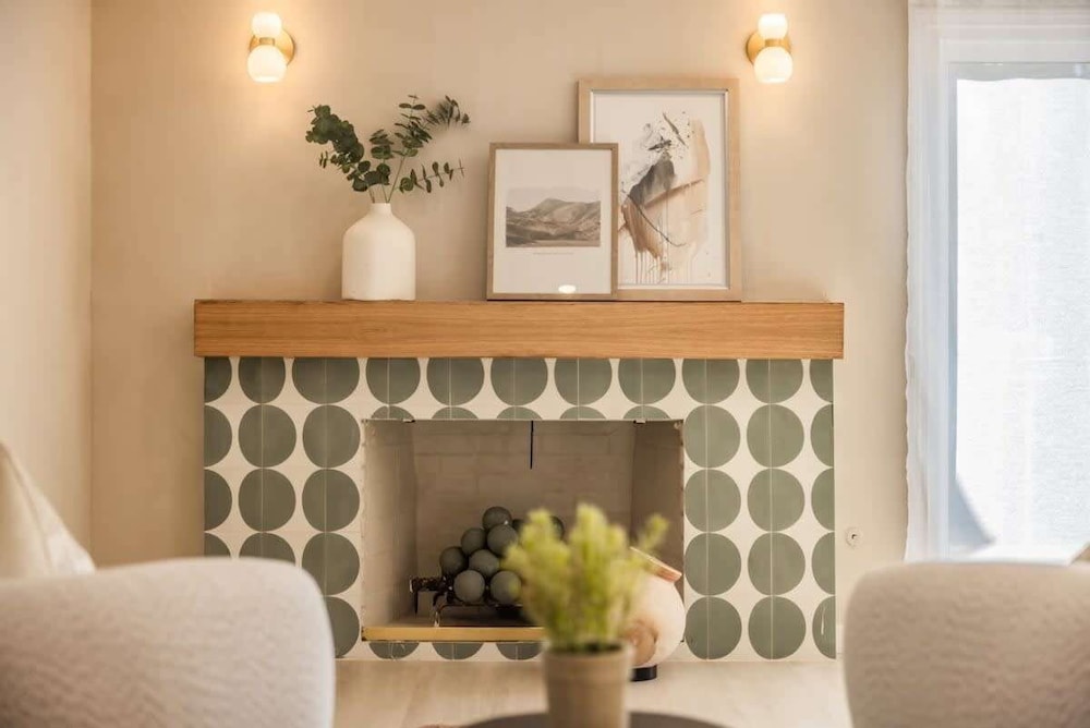 @ Marbella Lane - Vibrant & Chic Designer Home