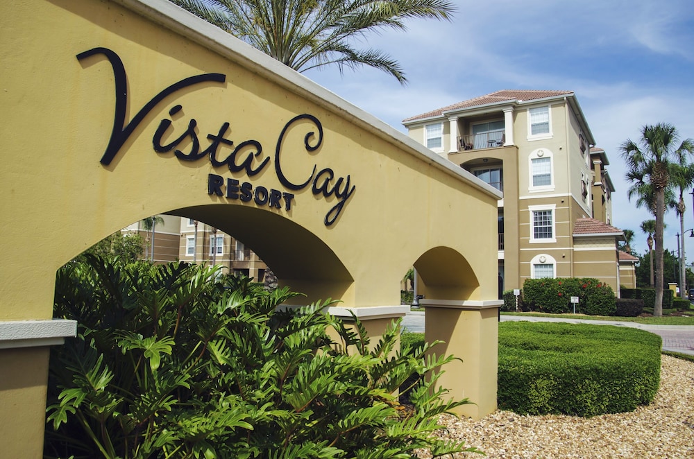 A Perfect Home for Your Family or Business! Just Steps From Convention Center 3br/3b #3vc024
