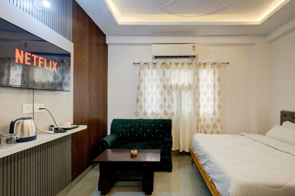 Amara Inn