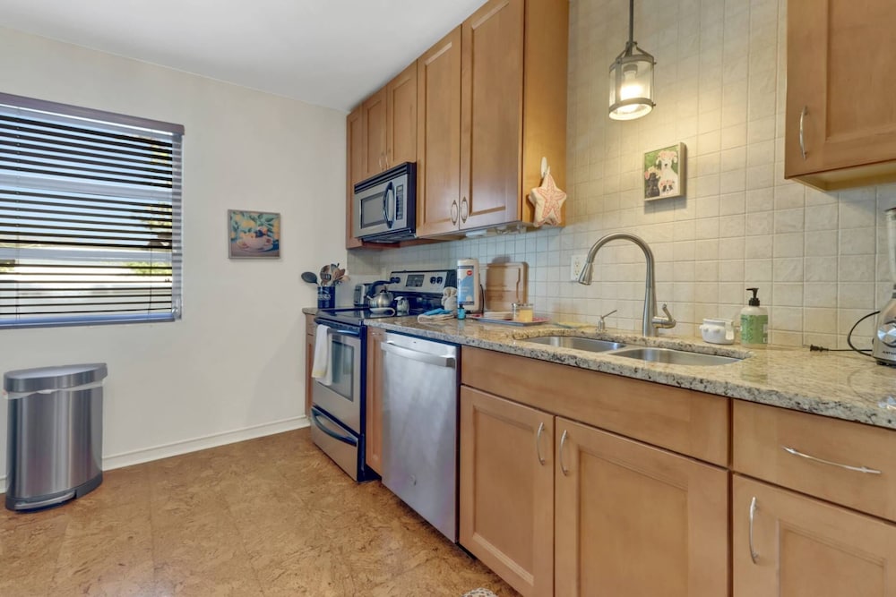 2511 Cortez Blvd, photo 15