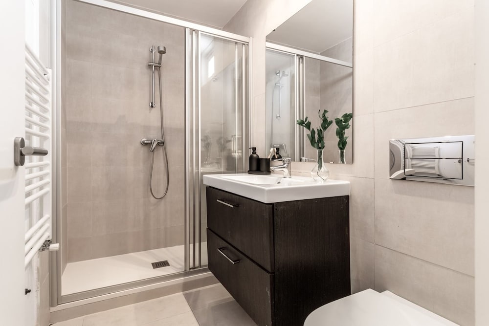 Oeste - 2 Bedrooms in Chueca