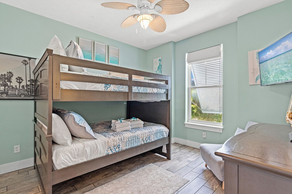 Seafoam Beautiful 3BR Home With Heated Private Pool - 4 Min Walk to Beach!