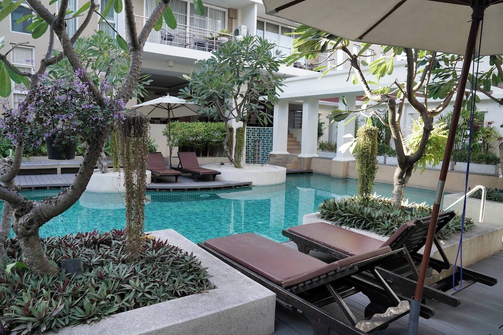 Peaceful and Quiet Apartment on Changklan Road