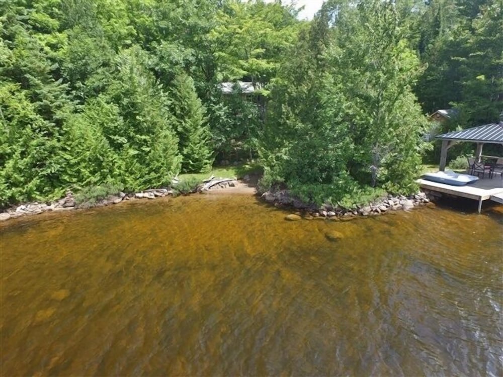156 Eels Lake 2 Bedroom Cottage