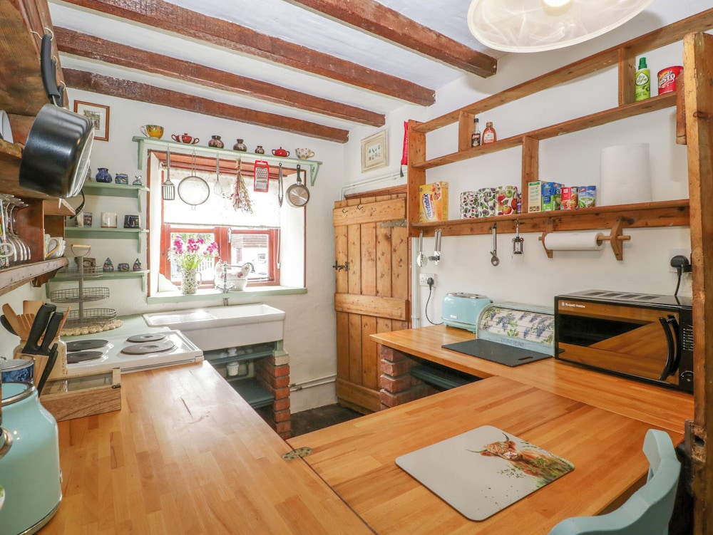 Violet Cottage