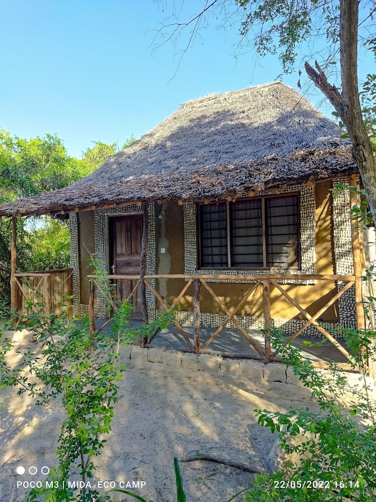Room in B&B - Mida Creek Eco Camp 1