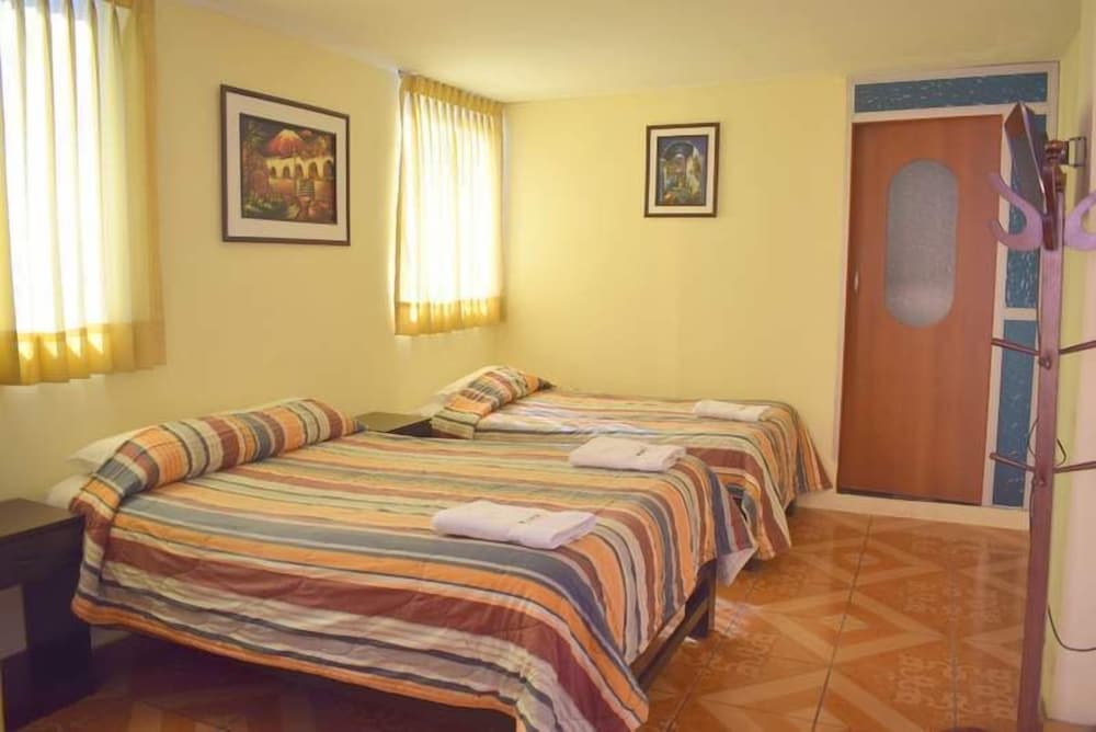 Mango Hostel Bed & Breakfast