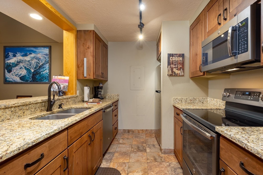 The Pines - Keystone Ski Resort CO Vacation Lodging