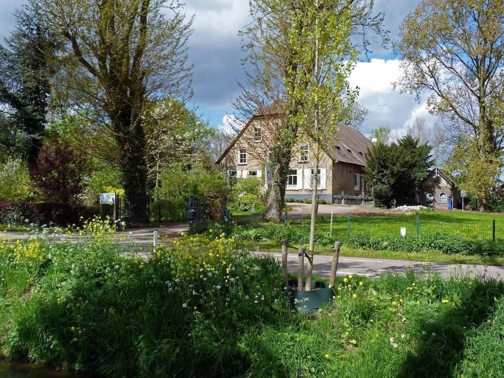 B&B Kasteelhoeve-Dussen