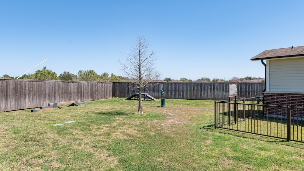 Landing Apartments - Grand Harbor